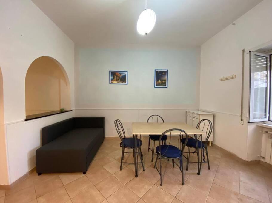 Trio Apartment ローマ エクステリア 写真