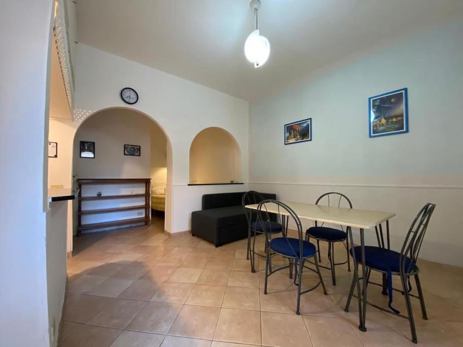 Trio Apartment ローマ エクステリア 写真